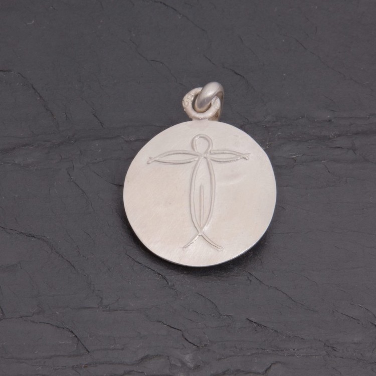 Médaille Christ en argent satiné 18 mm | Pattrice
