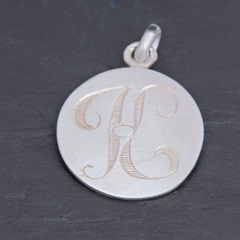 Médaille initiale K à traits argent gravée main | Pattrice