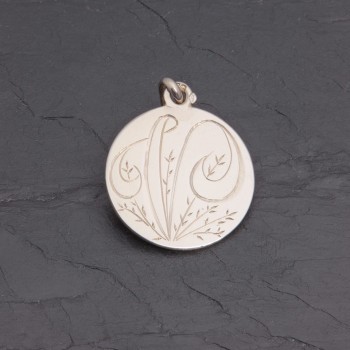 Médaille initiale V fleurie en argent rhodié | Pattrice