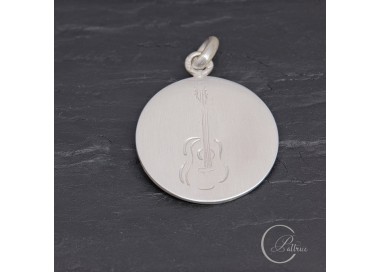 Médaille Guitare sèche en argent gravée main | Pattrice