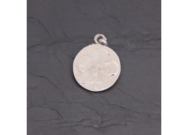 Médaille Fleur de cerisier en argent patiné 16 mm | Pattrice