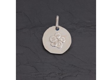 Médaille Fleur de cerisier ovale en argent rhodié | Pattrice