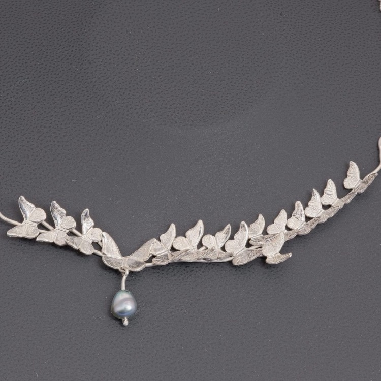 Collier papillons en argent et perle keshi | Pattrice