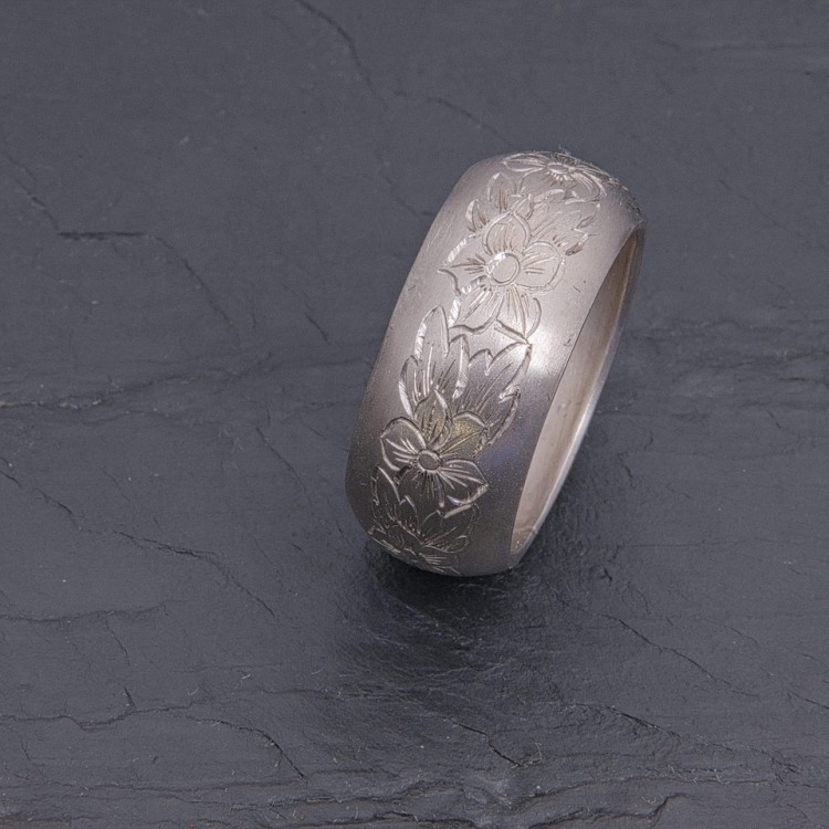 Bague jonc argent rhodié gravure florale | Pattrice